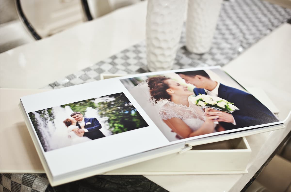 Quel est le prix d’un livre photo de mariage de luxe ?